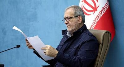 روزنامه اصلاح طلب: آقای رئیس جمهور! برنامه‌ریزی دقیق، کنترل بازار، نظارت منسجم و پایان آشفتگی اقتصادی چند درخواست‌ منطقی از شماست | جهان نیوز