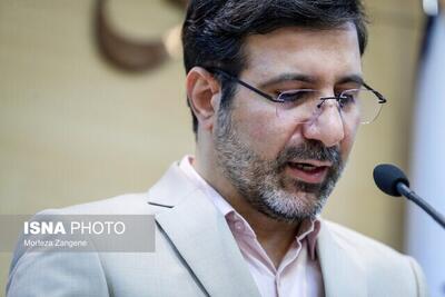  دانشگاه محل پیوند مطالبه‌گری با قانون اساسی است