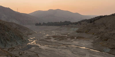 علیه مافیای آب؛ ژیژک از بحران تهران به مثابه نمونه ای از بحران جهانی می‌گوید / هنگامی که کمونیسم تنها گزینه است / نیاز جهان به کمونیسم ابتدایی