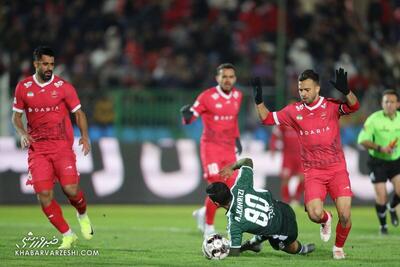 درگیری شدید فیزیکی با کاپیتان پرسپولیس/ حمله سرپرست آلومینیوم به سروش رفیعی +ویدیو