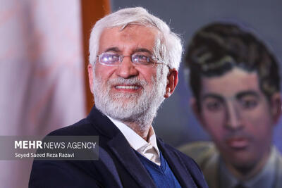  جلیلی: گفتگوی مستقیم با دانشجویان نگاه‌ها را به هم نزدیک می‌کند