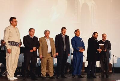 بیست سال روایت، همدلی و گفتگو؛ تئاتر کُردی سقز صحنه هم‌زبانی ملت‌ها