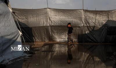 باران روی آوار؛ زندگی دشوار خانواده‌های غزه در چادر‌های فرسوده