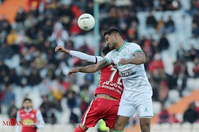 برتری پرسپولیس برابر آلومینیوم اراک در نیمه نخست