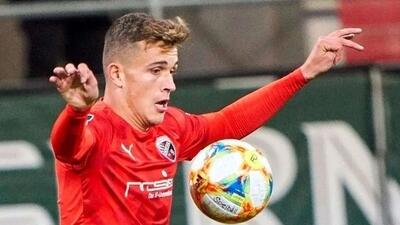  واکنش مهاجم دورگه تیم ملی فوتبال ایران به یک شایعه جنجالی / عمه ام آناهیتا...! (عکس)