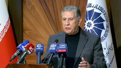 صمد حسن‌زاده: پیمان سپاری ارزی با کاهش انگیزه صادرات رسمی، تجارت غیر رسمی را افزایش داده است