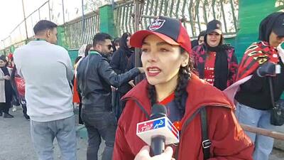 ویدیو| دختر پرسپولیسی: فکر می‌کنم با حدادی به مشکل بخوریم/ دو بازیکن برای ما بخر! - پارس فوتبال