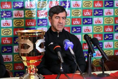 کریم باقری: پرسپولیس به صدرجدول برمی گردد/ فوتبال است و تماشاچی اش؛ چرا انها را محروم می کنند؟/ در جام جهانی می توانیم مصر و نیوزیلند را ببریم - پارس فوتبال