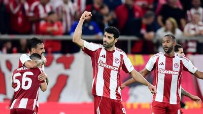 طارمی در ترکیب اصلی المپیاکوس برابر آریس - پارس فوتبال