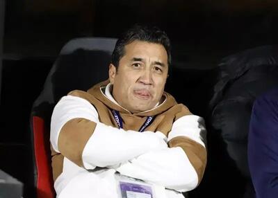 مسئله خداداد عزیزی نیست، مسئله نفهمیدن جایگاه رسمی است - پارس فوتبال