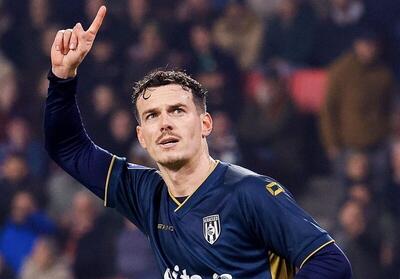 طوفان مهاجم مدنظر پرسپولیس در دیدار برابر آیندهوون - پارس فوتبال