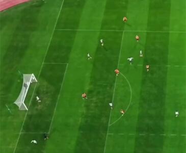 ببینید؛  فیلم گل قیچی برگردون فرهاد مجیدی در تمرینات البطائح در ۴۹ سالگی !