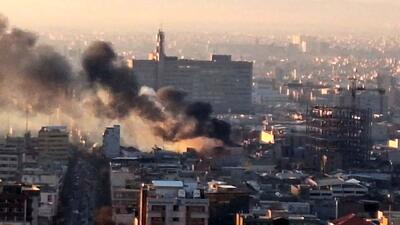 آتش‌سوزی در سینمای متروکه لاله‌زار تهران / اعزام 5 ایستگاه آتش‌نشانی به محل حادثه