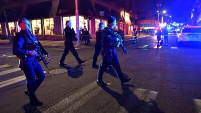 فیلم / تعقیب مظنون تیراندازی دانشگاه براون ادامه دارد؛ ۲ دانشجو کشته و ۹ نفر زخمی شدند