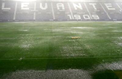 طوفان، بازی ویارئال را لغو کرد