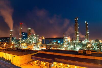 اعلام قیمت پایه جدید محصولات پتروشیمی برای عرضه در بورس کالا