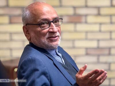 انتقاد روزنامه اصولگرا از اظهارات اخیر حسین مرعشی: مذاکره با امریکا مشکلی را حل نمی کند