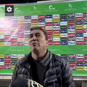 خداداد عزیزی: پارسال گلوی خودم را پاره کردم به مادر بیرانوند توهین نکنید؛ مادر بیرانوند مادر همه ماست!