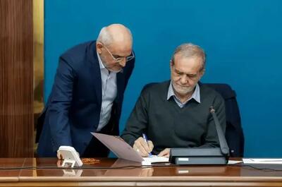 واکنش رئیس دفتر پزشکیان به طرح استیضاح وزرا در مجلس