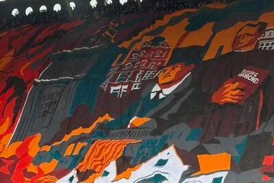 تیفوی هواداران توئنته رکورد شکست؛ بی‌نظیر در فوتبال اروپا / عکس