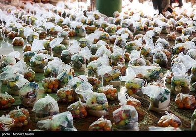 توزیع هزار بسته معیشتی و 500 بسته یلدایی میان نیازمندان - تسنیم