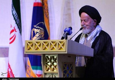 تشییع پیکر آیت‌الله شاهچراغی در دامغان برگزار می‌شود - تسنیم