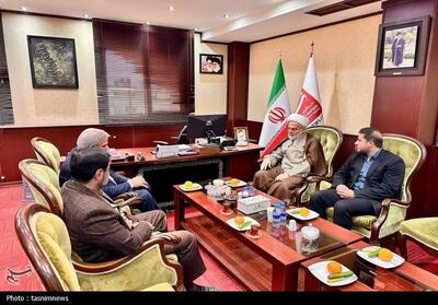 نماینده ولی‌فقیه در کردستان از خبرگزاری تسنیم بازدید کرد تصاویر - تسنیم