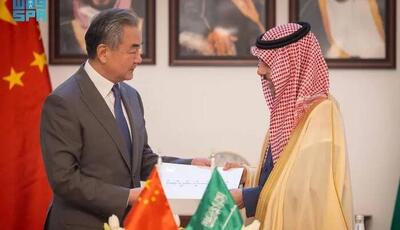  دیدار وزیر خارجه چین با ولیعهد عربستان