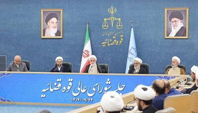 رئیس قوه قضائیه: مراقب باشیم ناخواسته در زمین دشمن بازی نکنیم