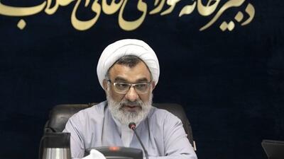 خسروپناه: مصوبه تاثیر معدل در کنکور تغییر نمی‌کند