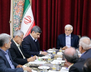 عارف: ایجاد تحول عمیق در بخش‌های مختلف آموزشی، از اولویت‌های دولت است