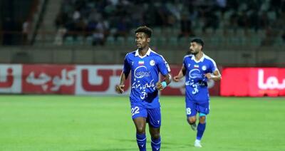 بمب بزرگ پرسپولیس در نیم‌فصل؛ستاره استقلال در پرسپولیس