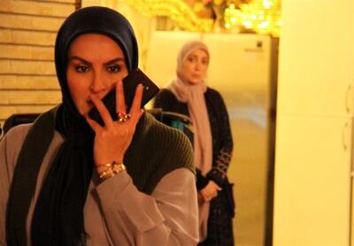  آزیتا ترکاشوند عزادار شد