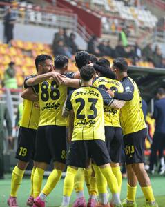  فولاد 0 - 1 سپاهان؛ طلایی پوشان ترک عادت نکردند