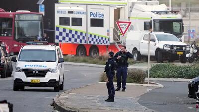 جزئیات تازه از تیراندازی خونین ساحل بوندی؛ عاملان حمله پدر و پسر بودند/ پای ارتباط با داعش به میان آمد