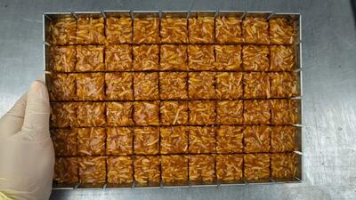  رایگان پیداش نمیکنی راز، شیرینی اسنیکرز بدون فر و همزن طرز تهیه شیرینی اسنیکرز بوتیکی قنادی
