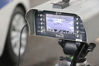 پلیس راهور: بیش از ۲ هزار و ۸۰ سامانه ثبت تخلف در کشور، هیچ موردی را ثبت نمی‌کنند/ تعداد دوربین‌های فعال ثبت تخلف در تهران به کمتر از ۵۰ دستگاه کاهش یافته؛ این بسیار هشدار دهنده است