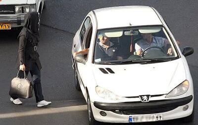 معاون رئیس‌جمهور در امور زنان: متلک‌انداختن شوخی نیست، خشونت است