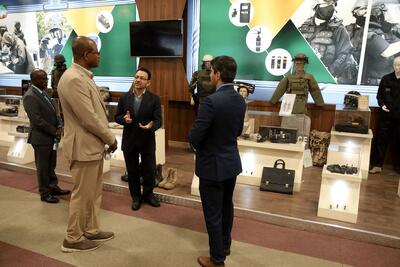 بازدید رئیس مجلس اتیوپی از دستاوردهای دفاعی ایران