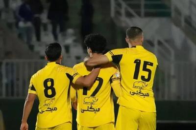 شکار قوی سپید با ۴ شلیک فجری‌ها و سبقت چادرملو از استقلال