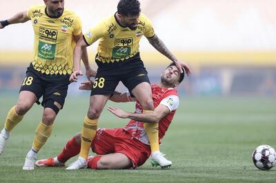 درگیری فیزیکی دانشگر و زکی‌پور در فرودگاه!