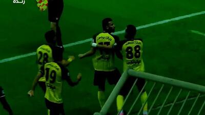 گل اول سپاهان به فولاد خوزستان (محمد عسکری)