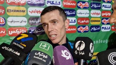 یاسر آسانی: خوب نیست که به سمت بازیکنان ما بطری پرتاب شود
