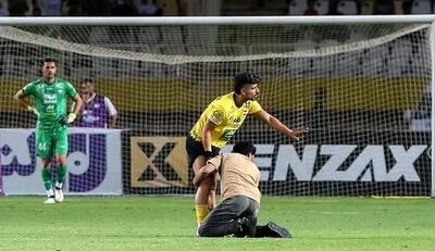 حضور در کلانتری دو بازیکن سپاهان به دلیل پرسپولیس!