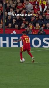 ویدئو: شعبده بازی لامین یامال با توپ