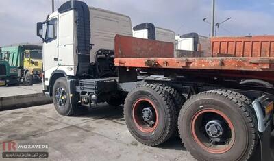 حراج فروش تعداد 2 دستگاه ماشین الات سنگین کارکرده (سهامی عام) شامل :  کامیون کشنده ، لیفتراک 7 تن