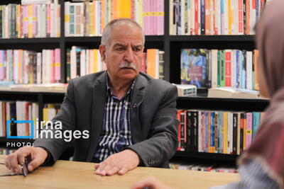 چرخ زندگی مترجم با وجود سانسور نمی‌چرخد/ انتظار هفت ساله برای انتشار آثار+فیلم