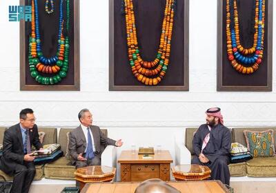  دیدار وزیر خارجه چین با ولیعهد عربستان