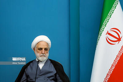 فساد صرفا با زندانی کردن مفسد ریشه‌کن نمی‌شود