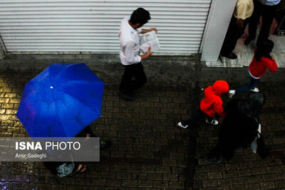 بارش متناوب برف و باران در تهران/ کاهش دما تا ۶ درجه